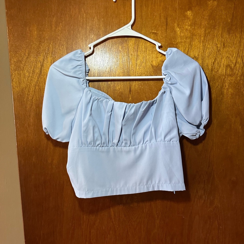 Woman’s crop top